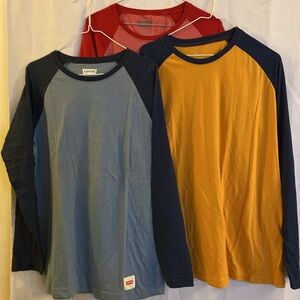 Men’s long sleeve t-shirt bundle
